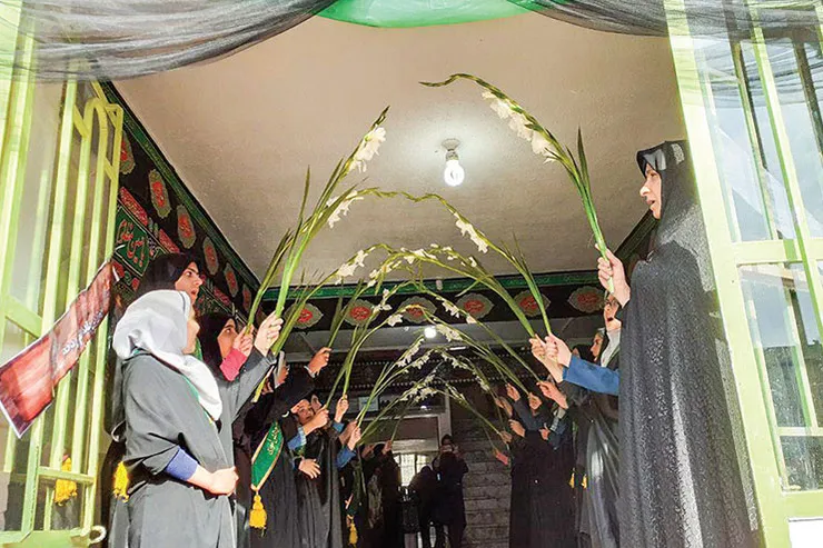 فراتر از کلاس