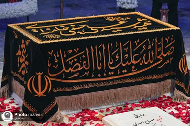 گزارش تصویری | آماده سازی مزار مطهر رهبر شهید انقلاب اسلامی در حرم مطهر رضوی