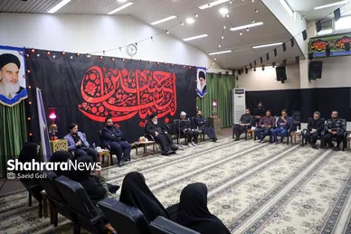 دیدار جمعی از خبرنگاران و کارمندان مؤسسه فرهنگی شهرآرا با نماینده ولی‌فقیه در خراسان‌رضوی