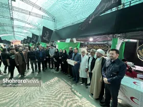 عکس| بازدید رئیس و جمعی از اعضای شورای اسلامی شهر مشهد از ایستگاه&zwnj;های استقبال زائران