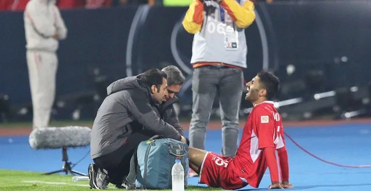 رباط محمد انصاری مدافع پرسپولیس دوباره پاره شده است؟