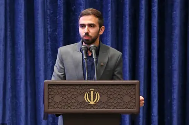 گزارش تصویری دیدار جمعی از نخبگان، استعداد‌های برتر علمی و رتبه‌های برتر کنکور با رهبر معظم انقلاب