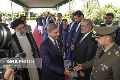 استقبال رسمی شهباز شریف از سید ابراهیم رئیسی