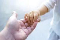 فقط سه گروه امکان ثبت درخواست «فرزندخواندگی» دارند