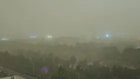 طوفان و تندباد با سرعت ۹۷ کیلومتربرساعت سبزوار را درنوردید (۱۶ اردیبهشت ۱۴۰۴)