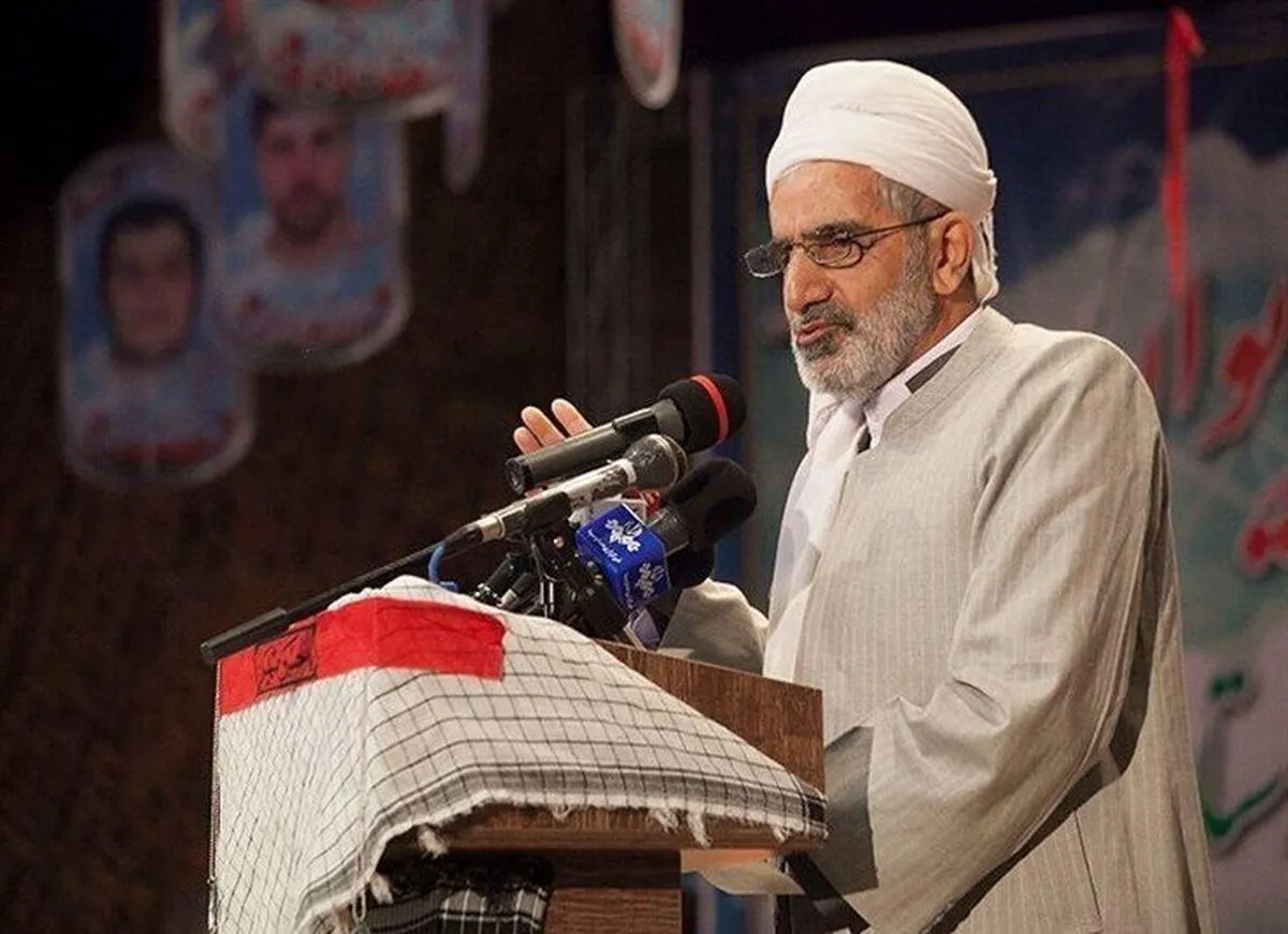 امام‌جمعه سنندج: نباید احساسات هر جوانی را به‌عنوان آشوبگر تلقی کرد| جوانان به تبلیغات دروغین رسانه‌های معاند توجه نکنند