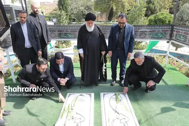 جلسه قرارگاه مرکزی خدمت رسانی به زائرین حرم مطهر رضوی