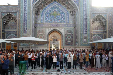 نماز عید قربان در حرم مطهر رضوی