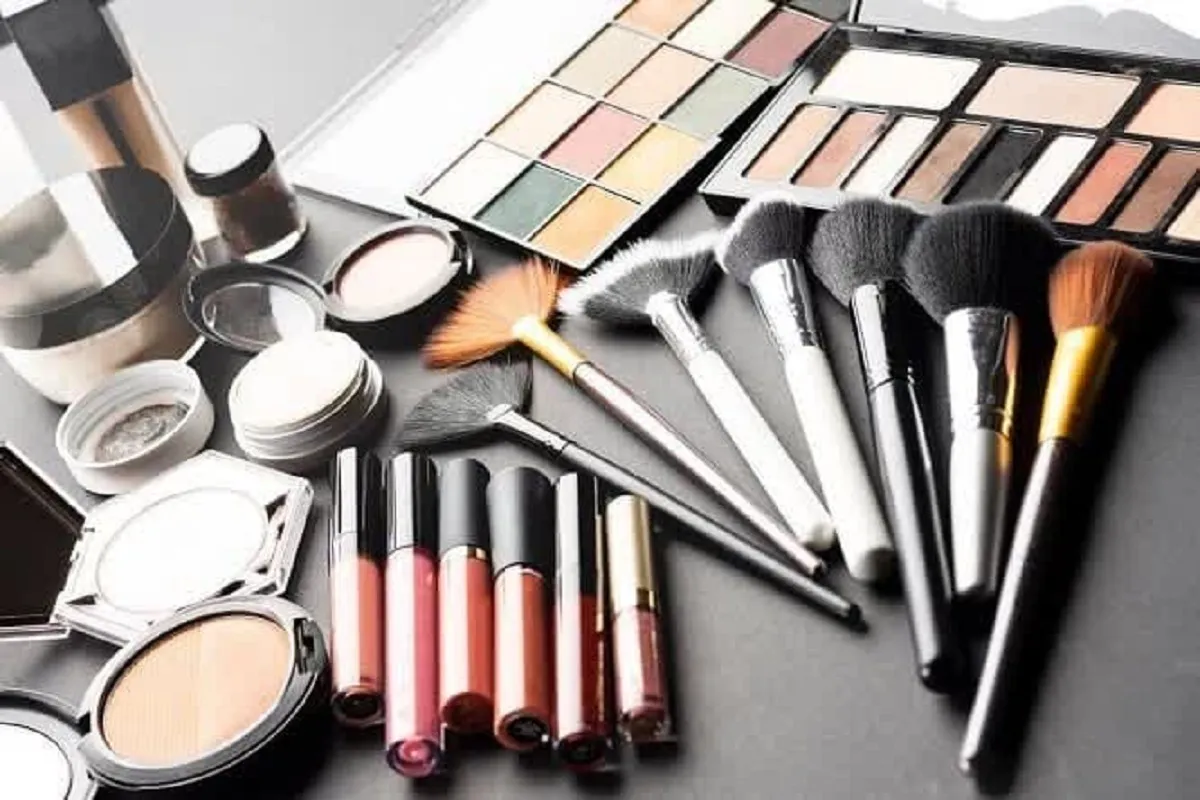 کالا‌های آرایشی و بهداشتی تقلبی بازار را فراگرفته است