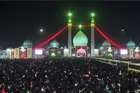 ویدئو | تجمع مردم در مسجد مقدس جمکران چند ساعت مانده به آغاز مراسم تشییع پیکر رهبر شهید