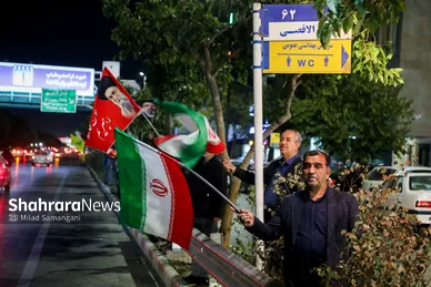گزارش تصویری | دویست‌وبیست‌ونهمین شب حضور مردم مشهد در خیابان
