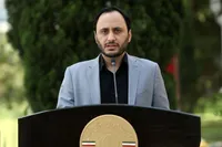 ماجرای دستور شهید رئیسی به سخنگوی دولت برای عذرخواهی از کمبود سرم و آنتی‌بیوتیک + فیلم