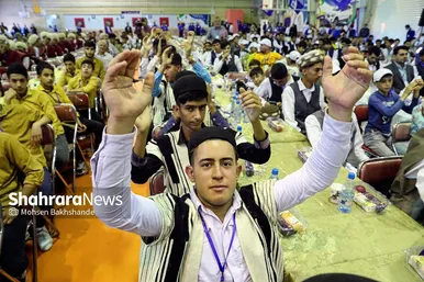 بازدید دانش آموزان عشایر کشور از کارخانه ایران خودرو