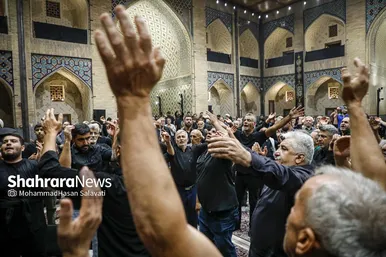 گزارش تصویری | «حسینیه حرم»، عزاداری سنتی اقوام استان‌های مختلف در حرم مطهر رضوی