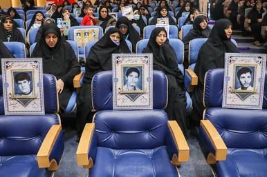 همایش خواهران خورشید