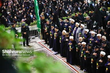 گزارش تصویری | آیین شام غریبان شهادت امام رضا(ع) در حرم رضوی