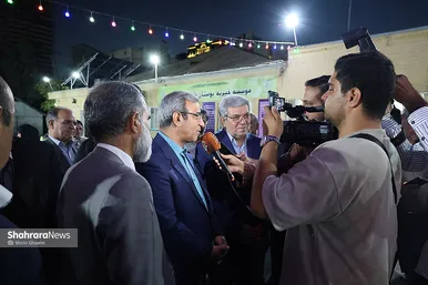 گزارش تصویری | آیین اهدای ۳۰۰ دستگاه ویلچر و بسته تحصیلی به معلولان و دانش‌آموزان تحت پوشش بهزیستی خراسان رضوی
