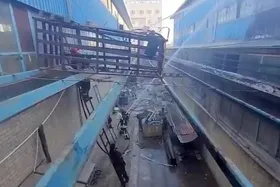 حریق در کارخانه منسوجات طبی و پزشکی شهرک صنعتی طوس مهار شد + فیلم (۱۴ مهرماه ۱۴۰۴)