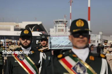 گزارش تصویری | مراسم استقبال از پیکر‌های مطهر ۱۴ شهید گمنام دفاع مقدس در مشهد (۶ آذر ۱۴۰۳)