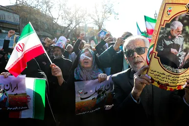  راهپیمایی مردم مشهد در محکومیت حمله تروریستی کرمان