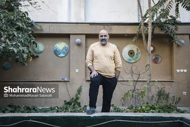 گزارش تصویری | گفت‌و‌گو با علی مسعودی (مشهدی) نویسنده، کارگردان و بازیگر مشهدی