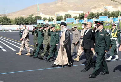 مراسم مشترک دانش‌آموختگی دانشجویان دانشگاه‌های افسری نیروهای مسلح
