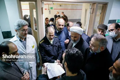 گزارش تصویری | بازدید حجت‌الاسلام نصرالله پژمانفر، رییس کمیسیون اصل نود مجلس، از بیمارستان فارابی مشهد