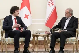 پزشکیان در دیدار نخست وزیر گرجستان: سیاست خارجی اصلی دولت، تقویت ارتباط با همسایگان است