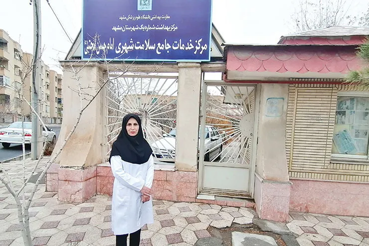 پرستاری که از بازنشستگی اش در روز‌های کرونایی گذشت