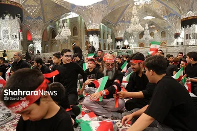 گزارش تصویری | اجتماع نوجوانان عاشورایی در سیزدهمین سوگواره «احلی من العسل» در حرم امام‌رضا(ع)