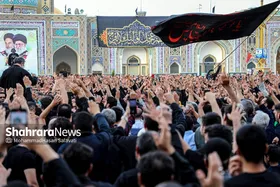 مراسم سنتی چهارپایه خوانی با مداحی مهدی رسولی، در حرم مطهر رضوی، برگزار می&zwnj;شود