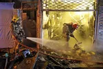 اطفای حریق ۳۰ سیلندر گاز و پیکنیک در مشهد + تصاویر