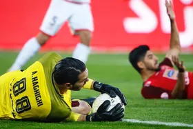 نبرد پسر پرسپولیس مقابل شاگردان گل&zwnj;محمدی