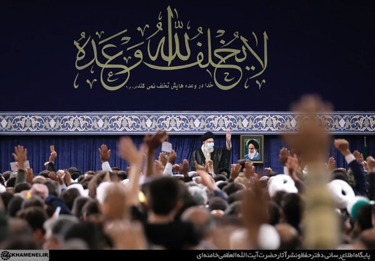 رهبر معظم انقلاب: مراقب باشید جدول دشمن را کامل نکنید؛ اگر دیدید راهی که می‌روید کفار را خوشحال می‌کند یعنی همراه پیغمبر نیستید+ فیلم