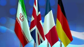 عکس&zwnj;هایی از دیدار جمعی از خانواده&zwnj;های شهدا با رهبر انقلاب به مناسبت سالگرد شهادت سردار سلیمانی (۱۲ دی ۱۴۰۳)