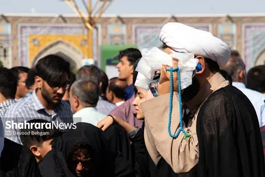مراسم دعای عرفه در حرم مطهر رضوی