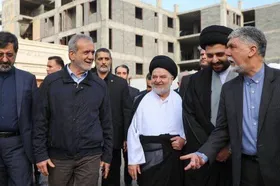 گفت&zwnj;وگوی پزشکیان با نماینده آیت&zwnj;الله سیستانی در سفر به قم (۱۰ آبان ۱۴۰۳)