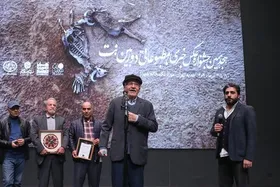 برگزیدگان هجدهمین جشنواره عکس خبری &laquo;دوربین.نت&raquo; معرفی شدند + اسامی