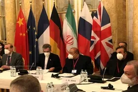 خبرنگار وال&zwnj;استریت ژورنال: اگر گفت&zwnj;وگوهای وین تا جمعه به نتیجه نرسد طرف غربی از مذاکرات خارج می&zwnj;شود