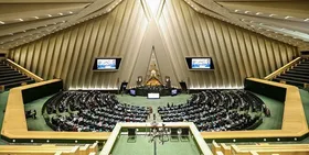 ورود سلبریتی&zwnj;ها به مجلس و تأثیر بر انتخابات هیئت&zwnj;رئیسه، صدای نماینده بهارستان را درآورد