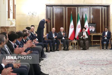 دیدار ملی‌پوشان فوتبال ایران با رییس جمهور