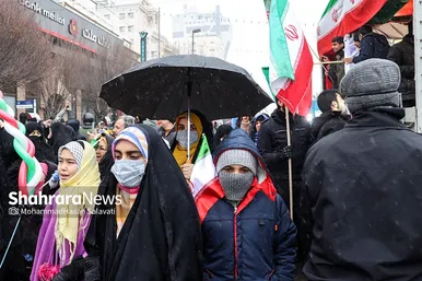 حضور باشکوه مردم مشهد در راهپیمایی ۲۲ بهمن -۳