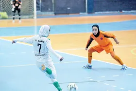 یک گام تا پایان فصل لیگ فوتسال بانوان