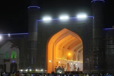 رمضان در مسجد جامع هرات