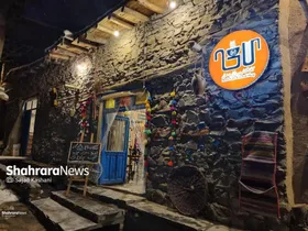 روایتی از کافه&zwnj;کتاب &laquo;کنگ&zwnj;دژ&raquo; که بسیاری از آدم&zwnj;ها را به هم متصل کرده است | قلب روشن کاغذی آبادی