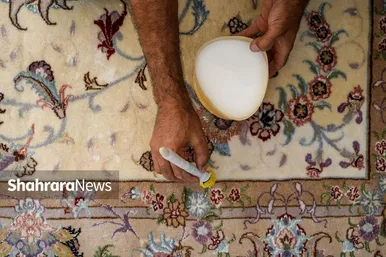 عکس‌هایی از بازار فرش مشهد