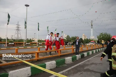 تصاویری از آب گرفتگی در میدان انقلاب اسلامی مشهد (۲۶ اردیبهشت ۱۴۰۳)