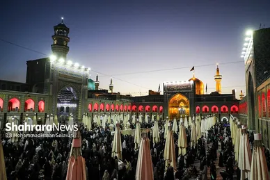 آئین اذن عزای حسینی و تعویض پرچم گنبد حرم مطهر رضوی