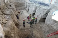مرگ یک کارگر حین گودبرداری در مشهد + تصاویر(۲۷ مهر ۱۴۰۳)