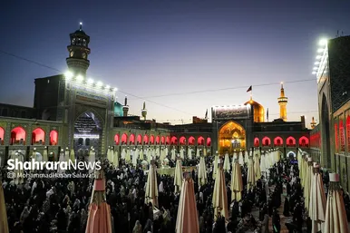 آئین اذن عزای حسینی و تعویض پرچم گنبد حرم مطهر رضوی